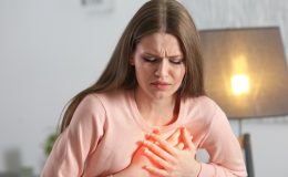 Ani kalp çarpıntısının belirtileri nelerdir?