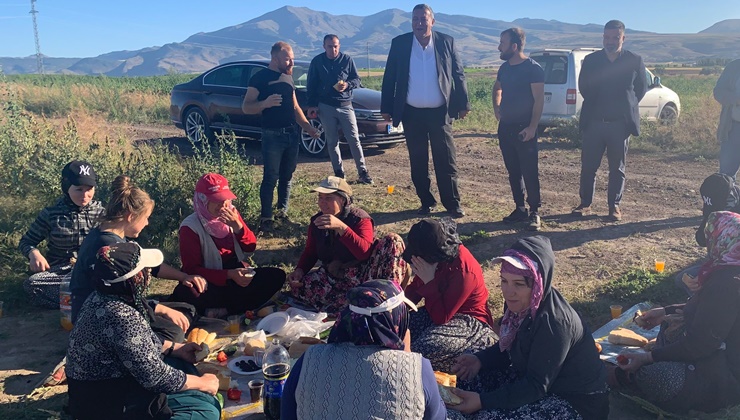 Tarım işçilerinin sorunlarına çözüm arayan yok!