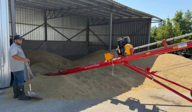 Eskişehir’de belediyeden üreticiye arpa desteği