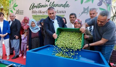 Adana Anakent Belediyesi’nden zeytin üreticisine destek